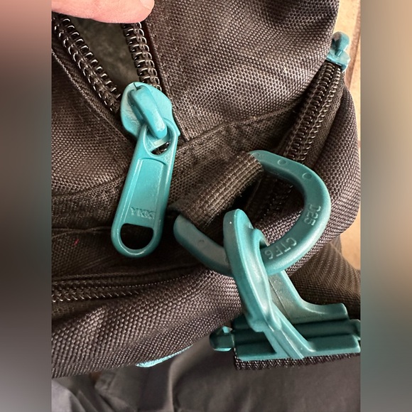 Dakine backpack and Dakine snow boots bag. - Picture 13 of 13